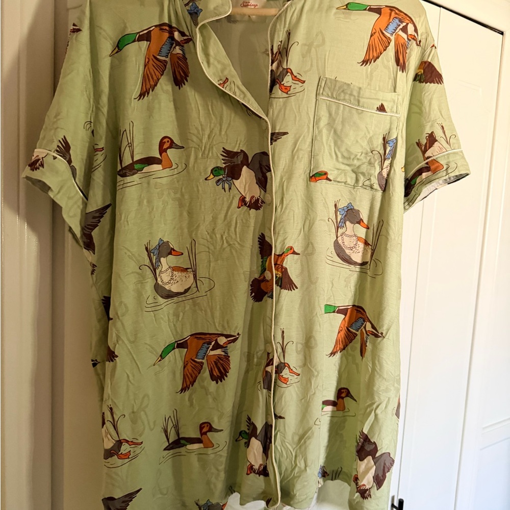 Fancy Fowl in Sage Green Short Sleeve & Cropped Pant Pajama Set